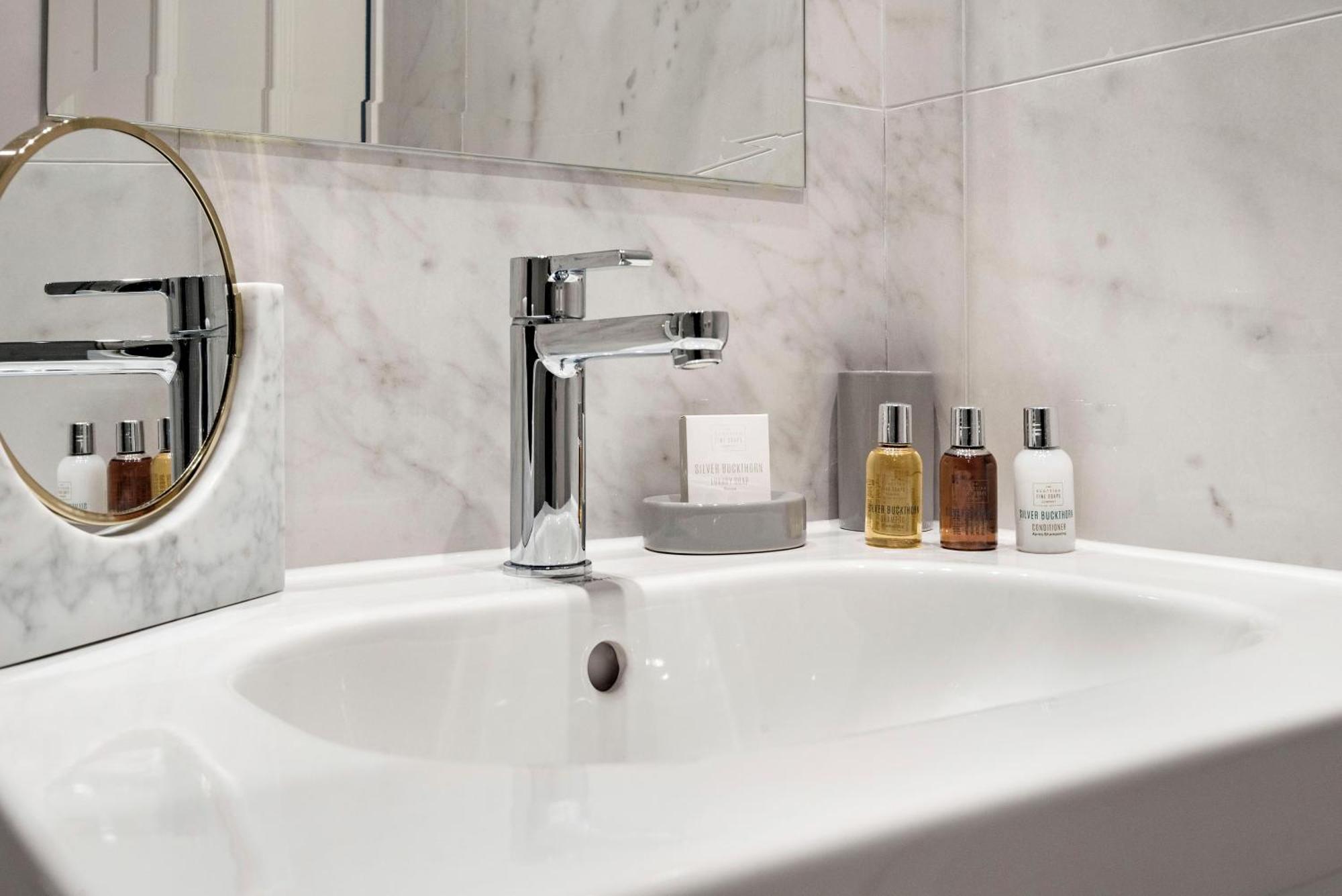 3 Sloane Gardens Апарт-отель
