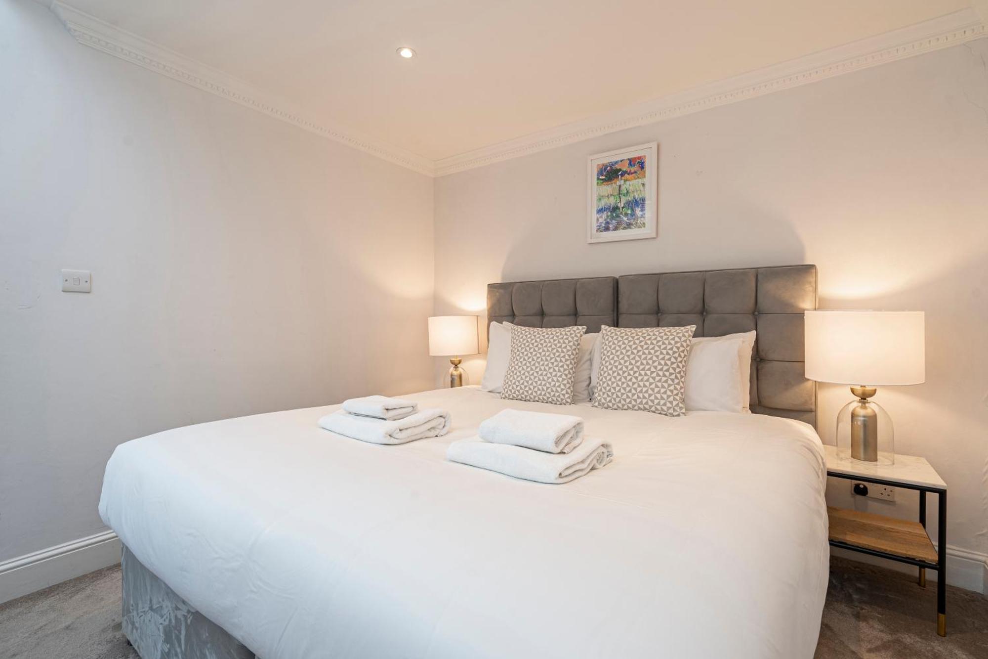 3 Sloane Gardens 2* Лондон