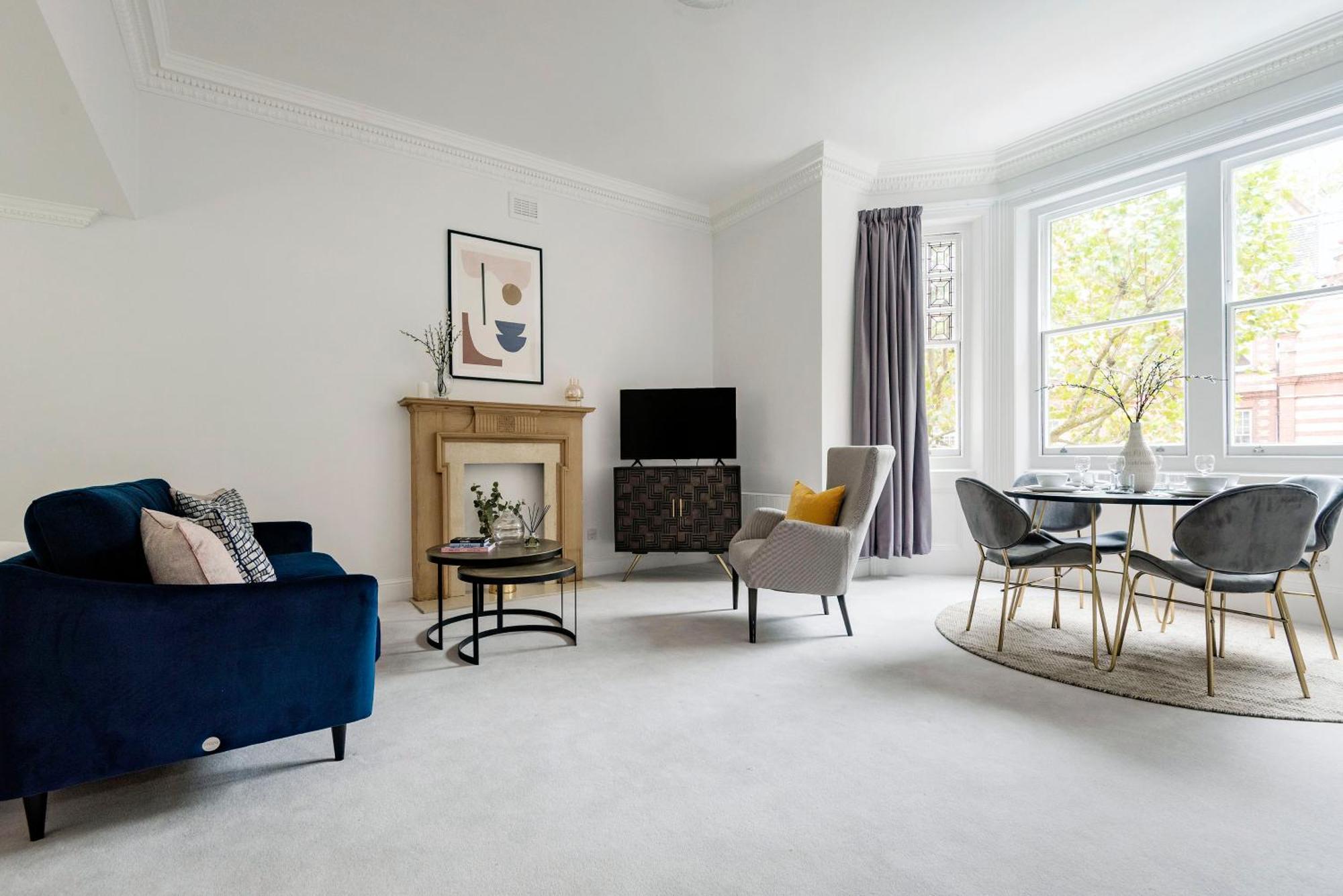 Апарт-отель 3 Sloane Gardens